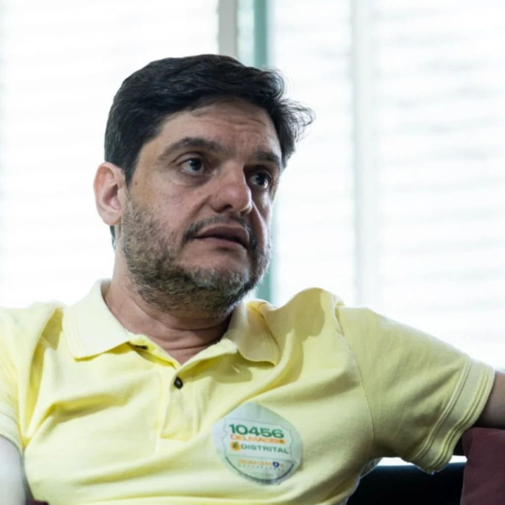 Rodrigo Delmasso durante entrevista ao programa Política em Minutos