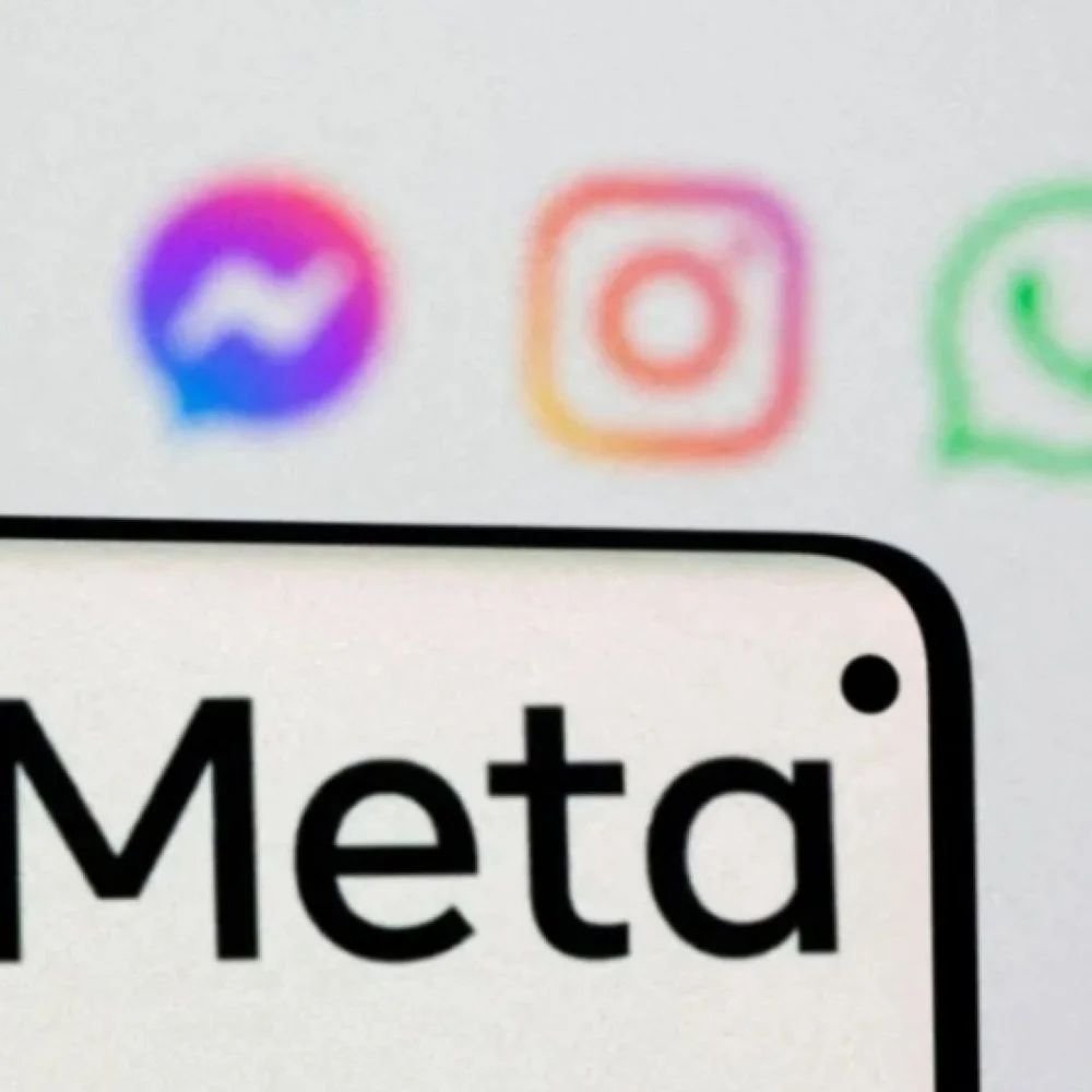 Interface da Biblioteca de Anúncios da Meta mostrando campanhas políticas